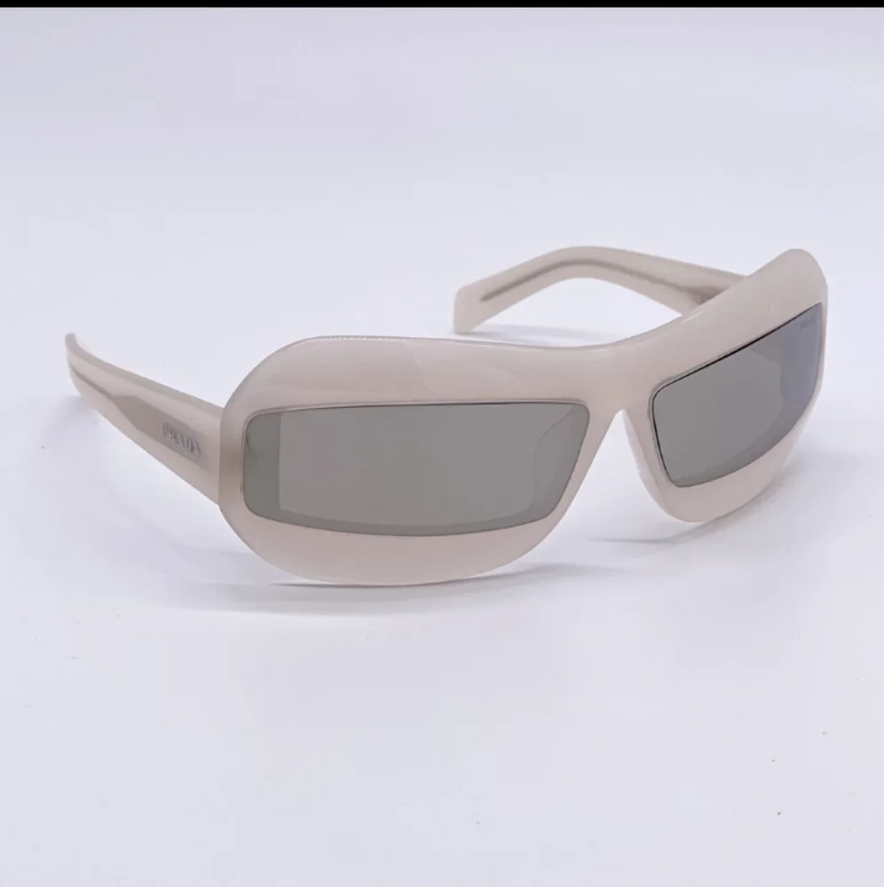 NEW PRADA UNISEX SUNGLASSES PR30YS 13D2B0 WHITE GREY PRADA EYEWEAR SPR 30Y